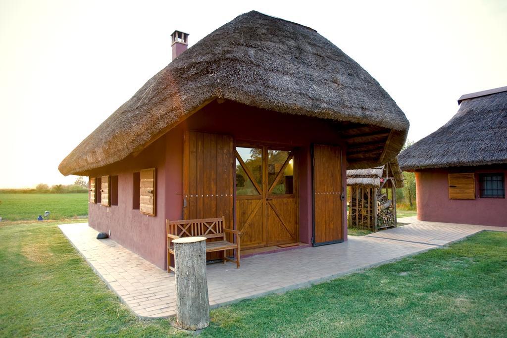Agriturismo Bassara Le Capanne Argenta Exterior photo